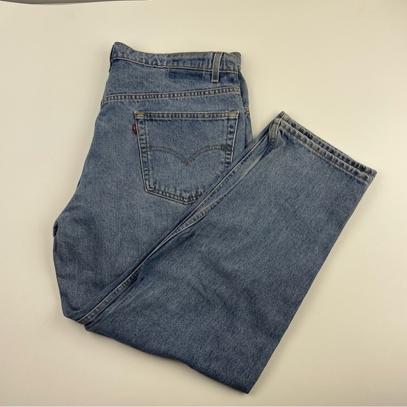 Vintage Levi’s 550 Relaxed Fit Tapered Leg Jeans Men’s Size 42x30 - Picture 1 of 5